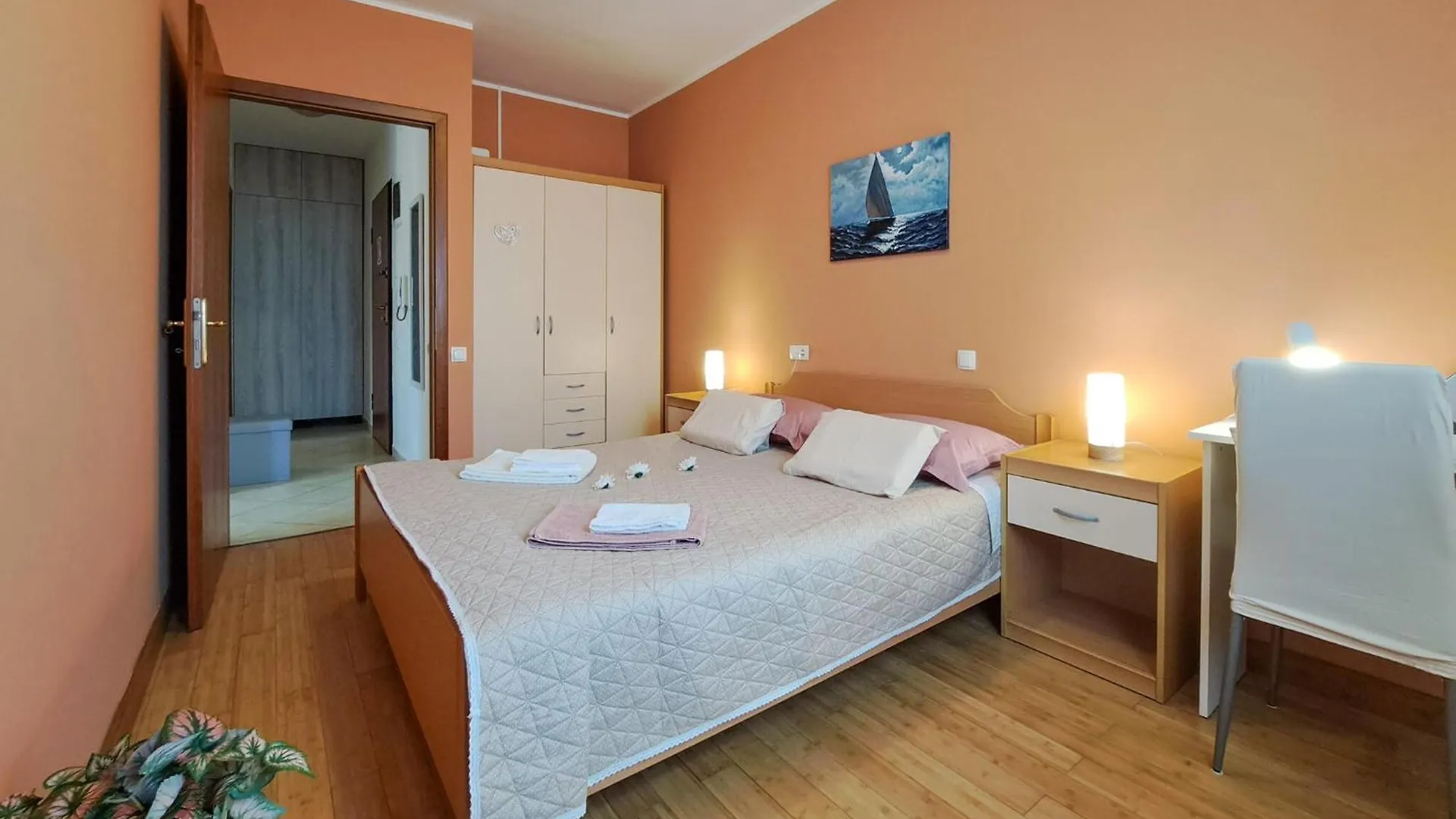 Nice Apartment In Pula With Kitchen